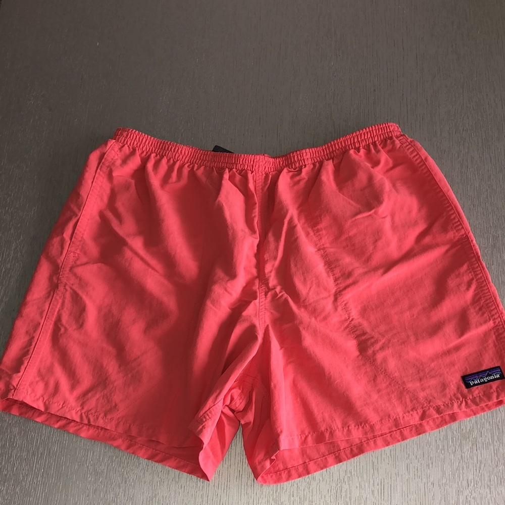 New Patagonia 4”1/2 coral swim shorts - Picture 2 of 11